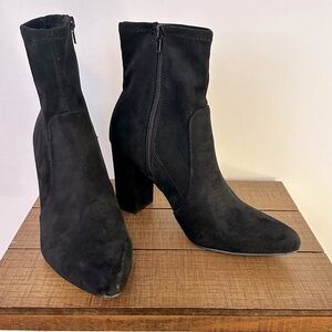 Wild Pair Sock Booties - Size 10M